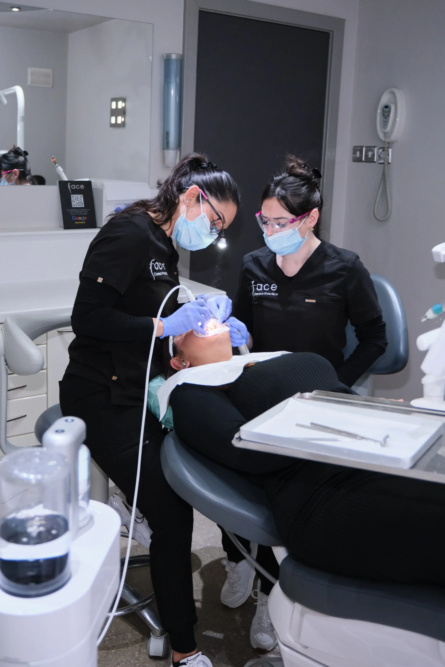 Airflow treatment at Face Dental