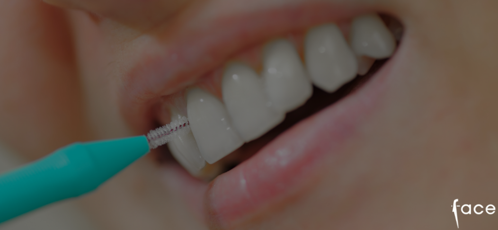how to use interdental brush - cover photo blog